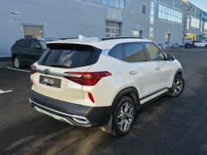 Kia Seltos 2019 2.0 CVT (149 л.с.) 4WD Premium c пробегом - фото 2