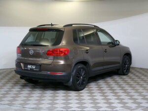 Volkswagen Tiguan 2014 1.4 AMT (150 л.с.) Trend&Fun c пробегом - фото 5