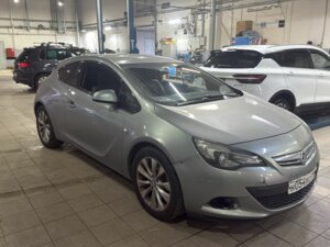Opel Astra 2012 GTC 1.4 AT (140 л.с.) Sport c пробегом - фото 2