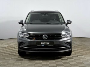 Volkswagen Tiguan 2021 2.0 AMT (180 л.с.) 4WD Exclusive c пробегом - фото 2