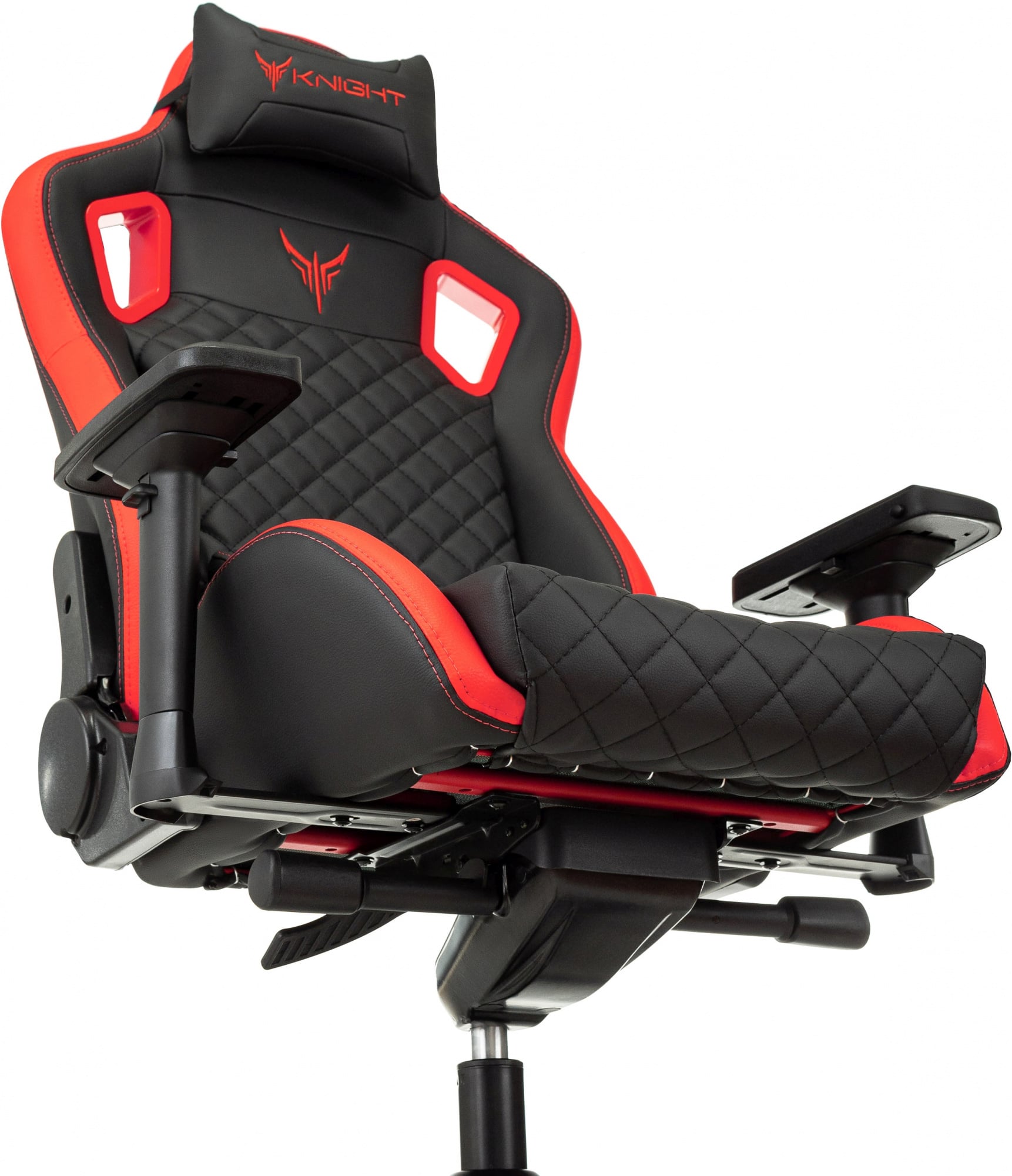 Кресло игровое Knight Titan черный/красный ромбик экокожа с подголов. крестов. металл