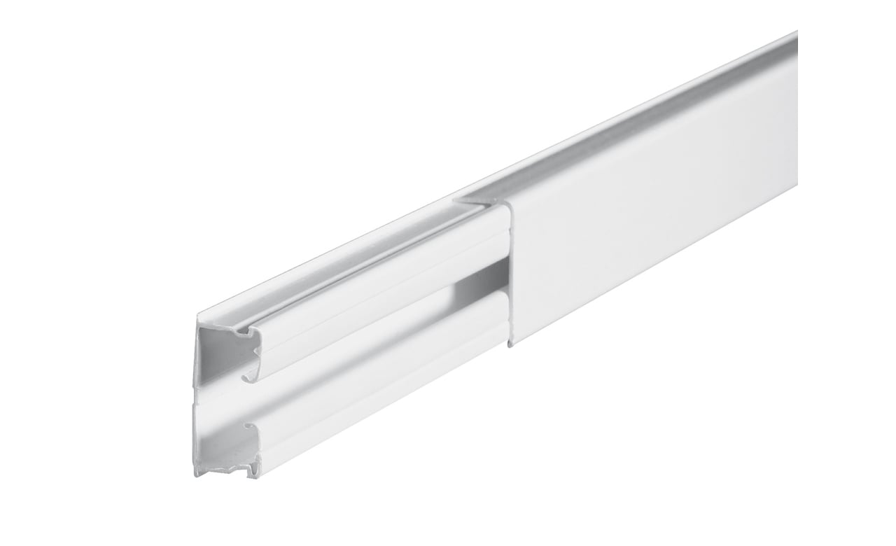 Мини-плинтус б/пер. 32х16 [030804] Legrand [DLPlus] - 1 отделение - длина 2,1 м - белый (L = 2 метра, цена за 1 метр)