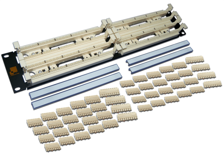LAN-RS110-200FT Кросс-панель Lanmaster 19" 1HU 200x110 кат. 5е универсальная неэкр. цвет: чёрный с модулями