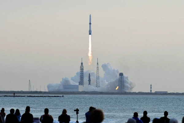 Многоразовая ракета New Glenn компании Blue Origin успешно приземлилась, но доставка полезной нагрузки не удалась.