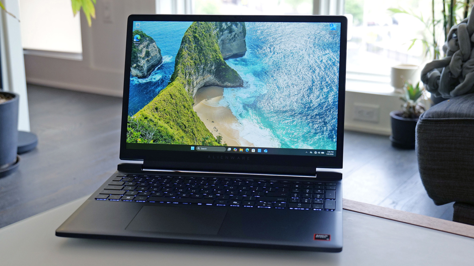 Игровой ноутбук Alienware: обзор и цены на новинку геймеров 7 Игровой ноутбук Alienware: обзор и цены на новинку геймеров