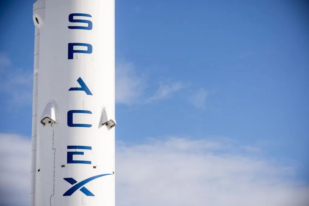 Собери информацию о SpaceX после объявления о первом публичном размещении акций (IPO)