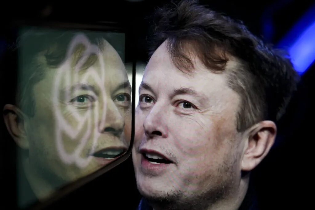 Кто больше всего выиграет от IPO SpaceX? В основном Илон Маск — и несколько человек из его ближайшего окружения. 14 Кто больше всего выиграет от IPO SpaceX? В основном Илон Маск — и несколько человек из его ближайшего окружения.