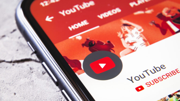 Судебные иски против Snap и YouTube: влияние социальных сетей на психическое здоровье