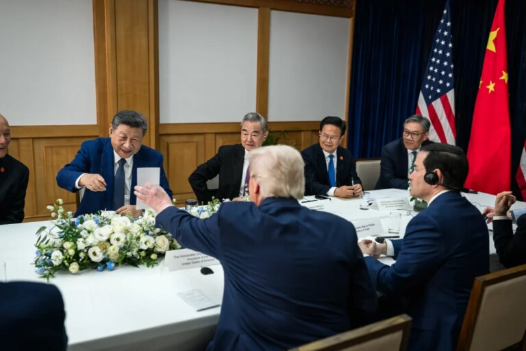 Маск и Цукерберг убедили Трампа отменить указ об искусственном интеллекте.