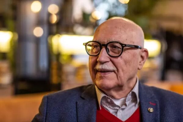 «Для биофотоники нужно мышление физика и знания биолога». Разговор с Валерием Тучиным: Физика