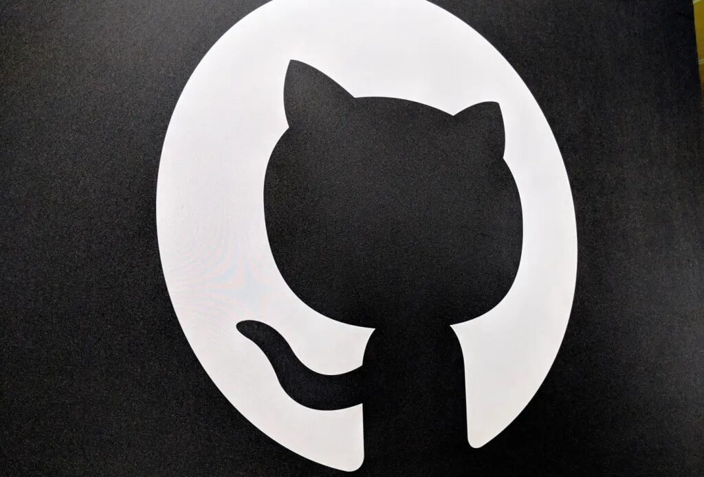 GitHub сообщает, что хакеры украли данные из тысяч внутренних репозиториев.