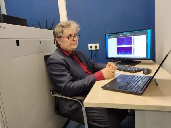 Нейросеть Колмогорова-Арнольда: новая разработка против телефонных мошенников