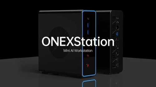 Мини рабочая станция ONEXStation с искусственным интеллектом на черном фоне.