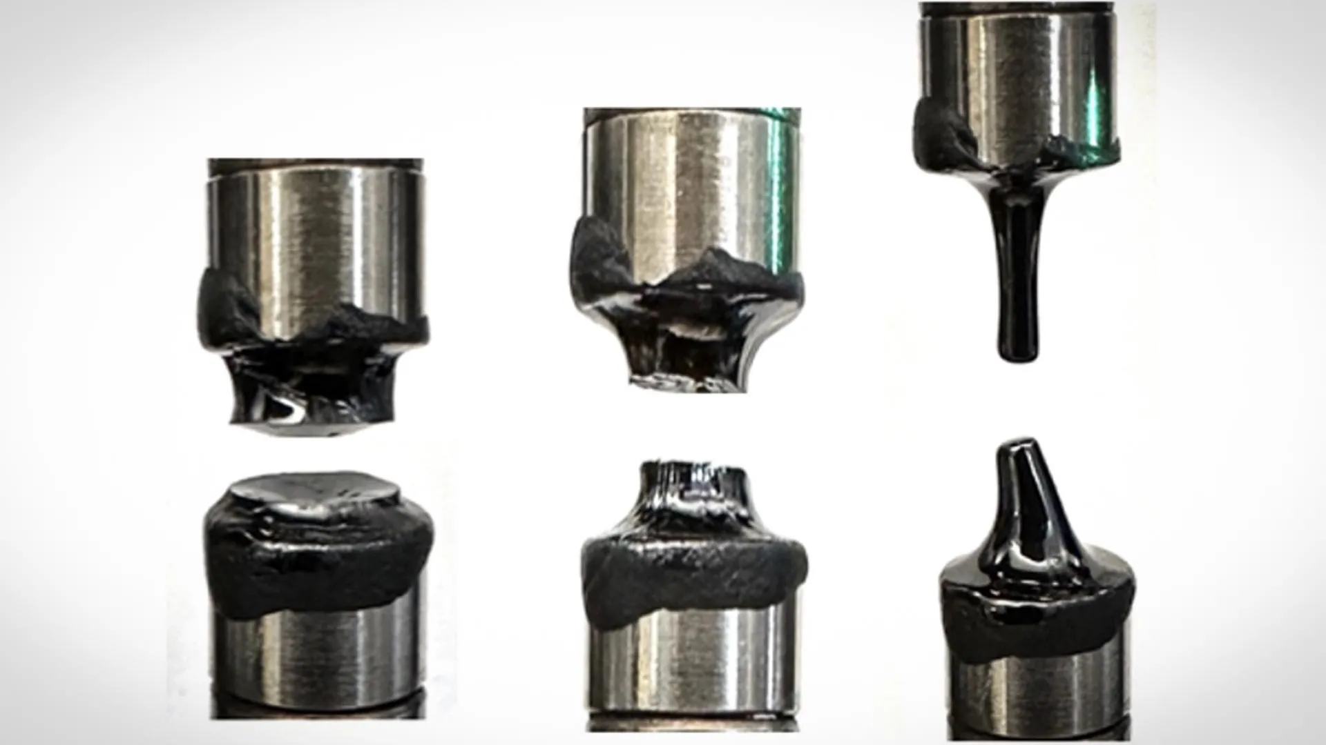 Металлические цилиндры с черным магнитом в разных формах и положениях.