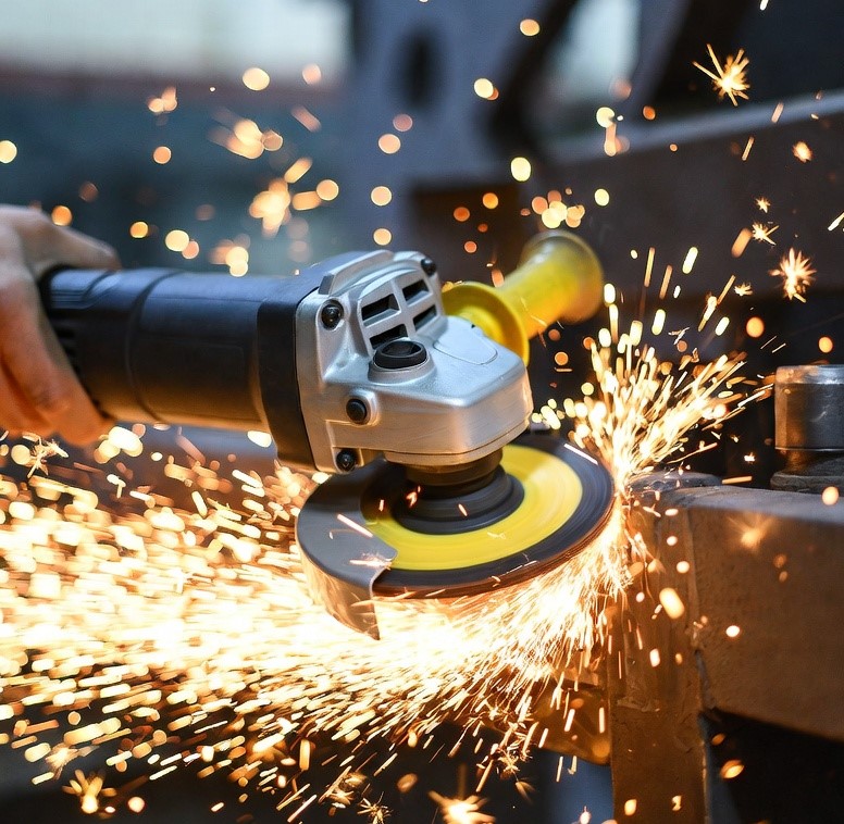 Рейтинг болгарок по надежности и цене