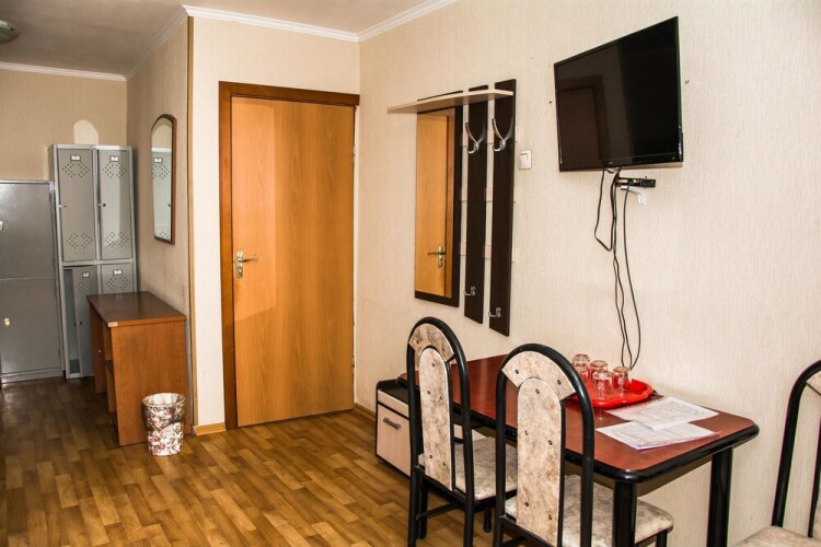 Yubileinaya Hotel Hostel, фото 97