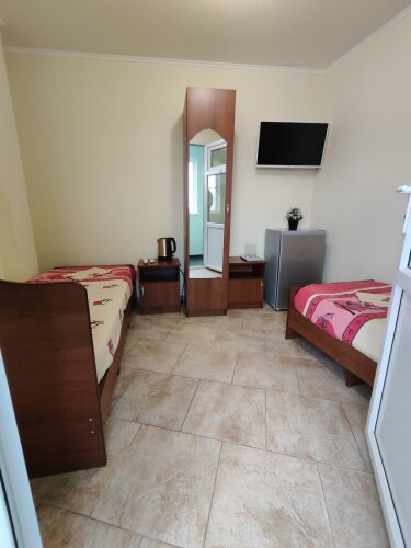 Yuzhny Dvorik Guest House, фото 42