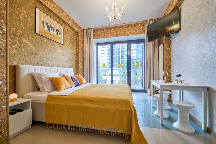 Апартаменты Актёр Гэлакси с бассейном и пляжем, фото 28