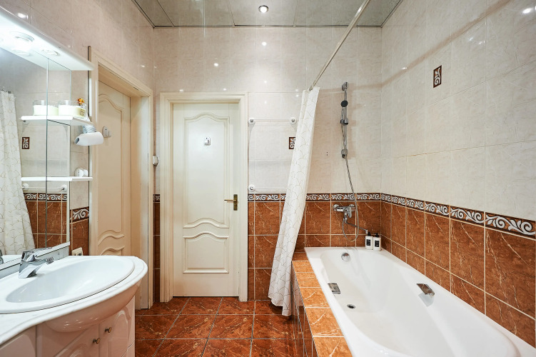 Stilnaya, Svetlaya Kvartira S Vidom Na Kreml	, фото 49