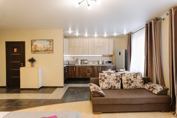 Апартаменты 9 ночей с видом на речку на Коммунальной 1, фото 50