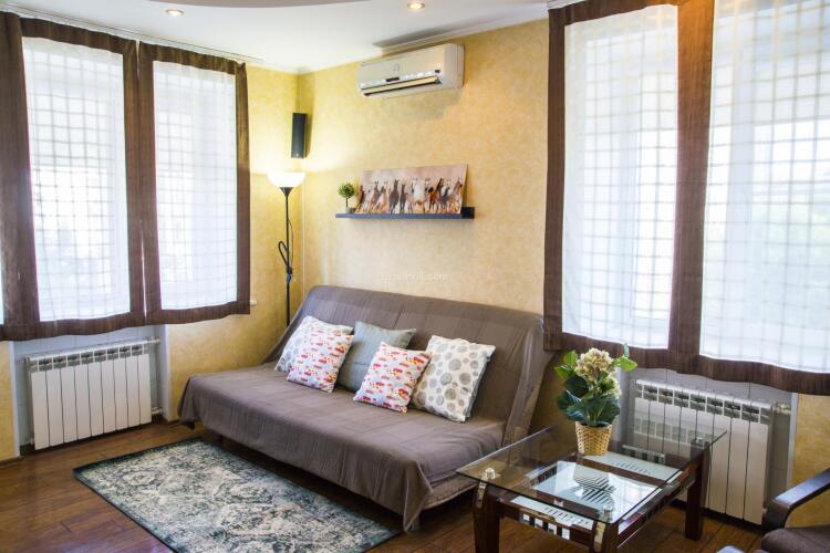 RENT-servis Apartamenty v istoricheskom tsentre Omska na Lermontova, фото 18