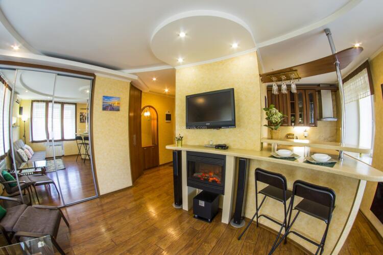 RENT-servis Apartamenty v istoricheskom tsentre Omska na Lermontova, фото 20