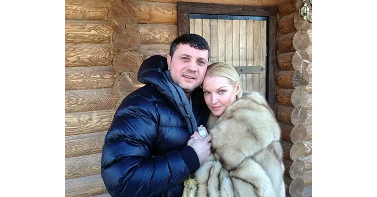 Салимов и волочкова. Волочкова и бахтияр. Волочкова и бахтияр. Бизнесмен бахтияр салимов. Волочкова и бахтияр салимов фото.