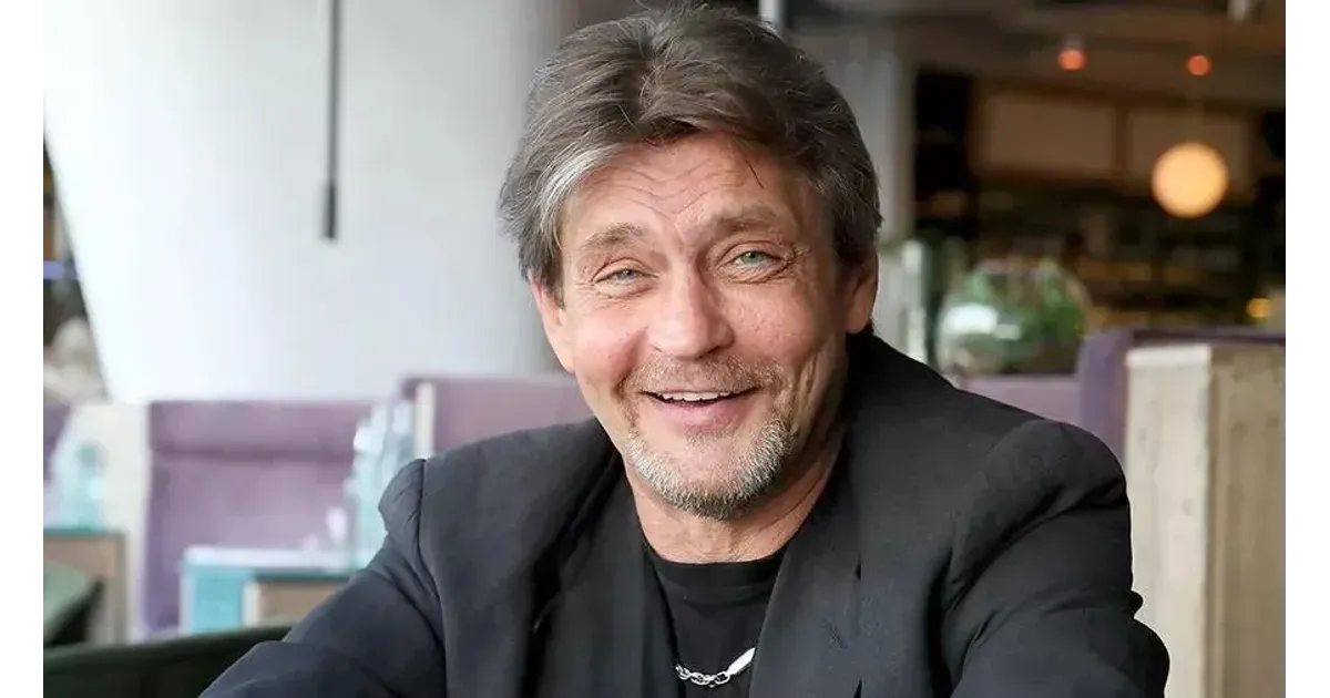 Сколько лет домогарову сейчас. Александр домогаров. александр домогаров 2019. александр домогаров фото. александр домогаров сейчас.