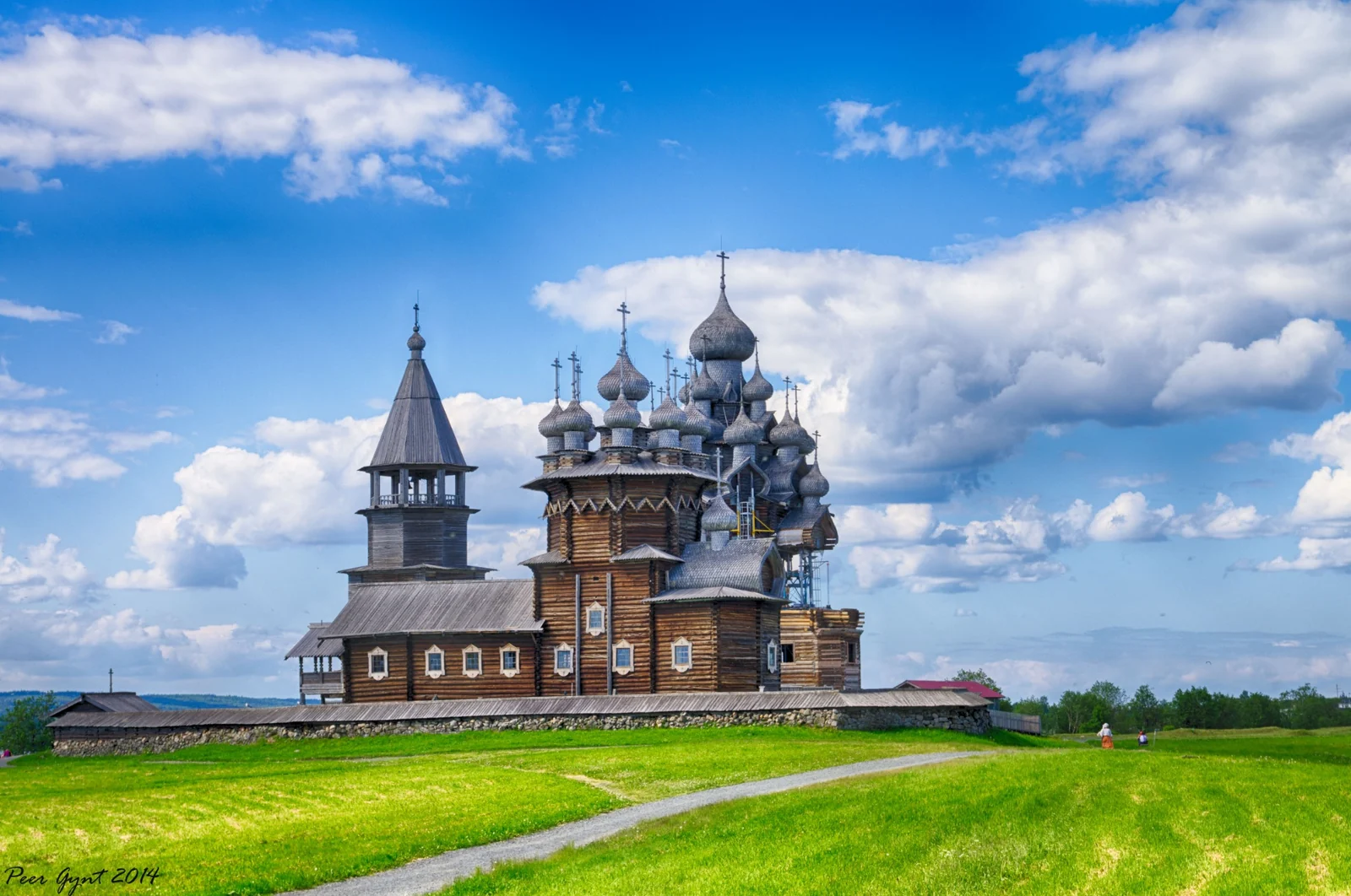 Кижский погост - пример традиционной русской архитектуры