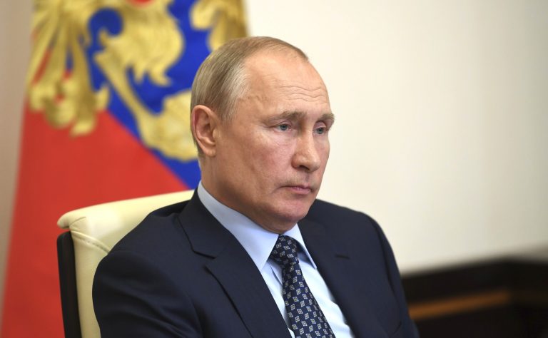 Путин: с 2021 года ставка НДФЛ повысится до 15% для дохода от 5 млн руб. в год