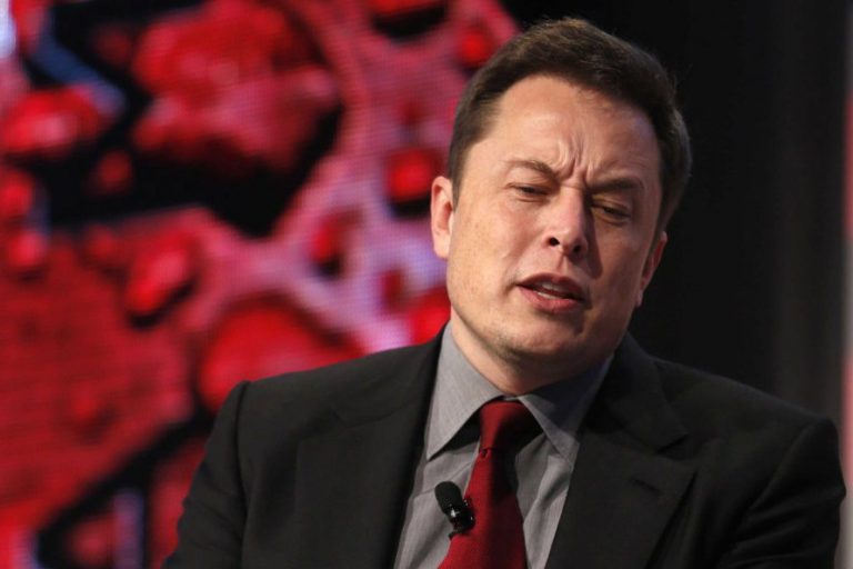 Биткоин впервые за три месяца упал ниже $45 тыс. из-за твита Маска
