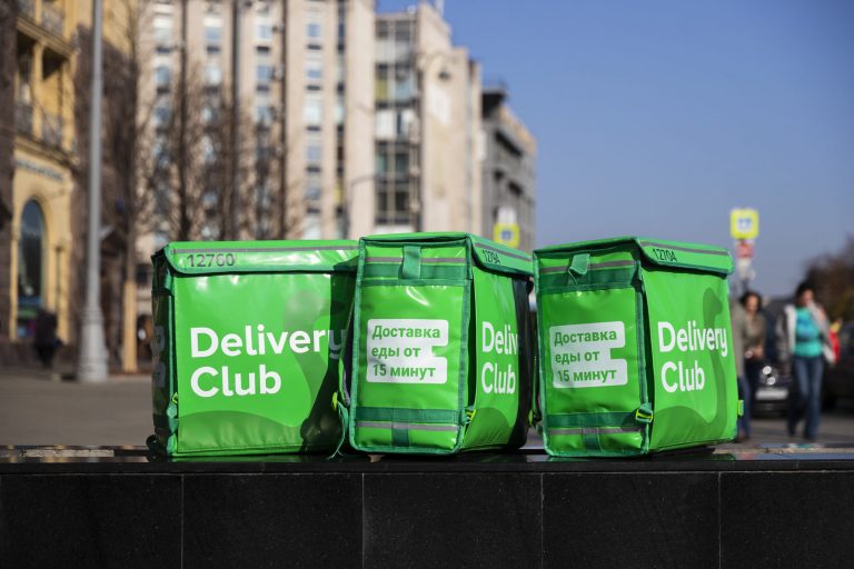 Delivery Club и Яндекс.Еда начали терять популярность среди москвичей
