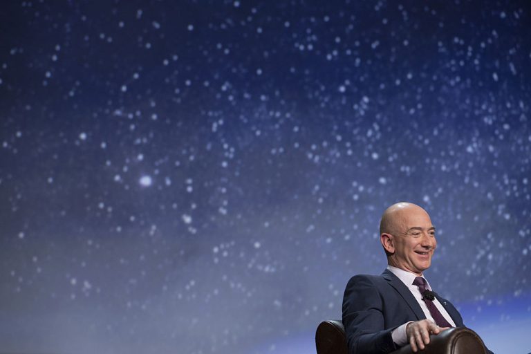 Пентагон отказался от контракта с Microsoft на $10 млрд из-за иска Amazon