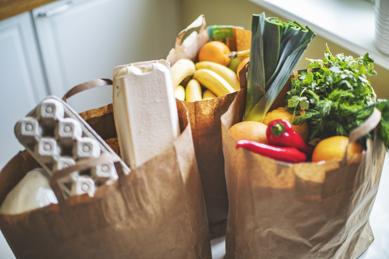 Онлайн-продажи скоропортящихся продуктов выросли на 120% за последний год