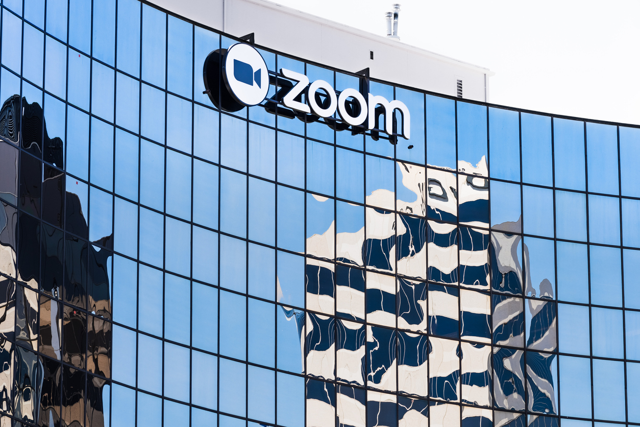 Zoom купит разработчика облачного ПО Five9 для кол-центров за $14,7 млрд