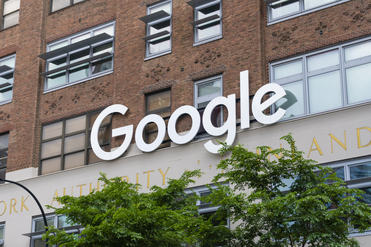 Google впервые оштрафовали на 3 млн руб. за отказ локализовать персональные данные россиян