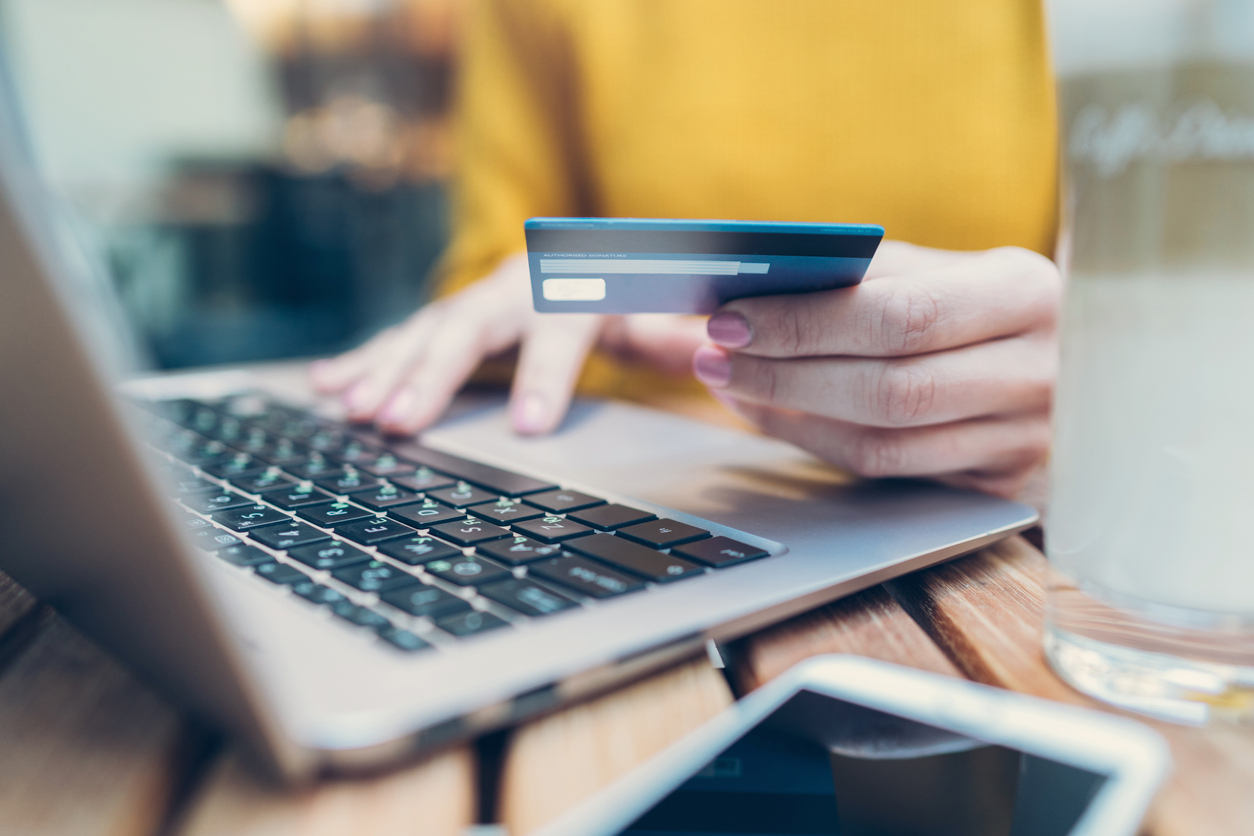 Кассир.ру купил 60% облачной платформы для продажи билетов Radario