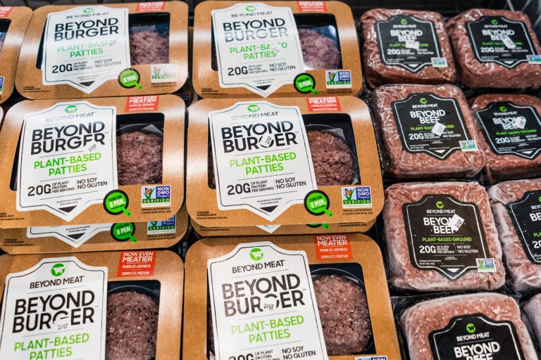 Основатель Beyond Meat предложил ввести налог на мясо животных