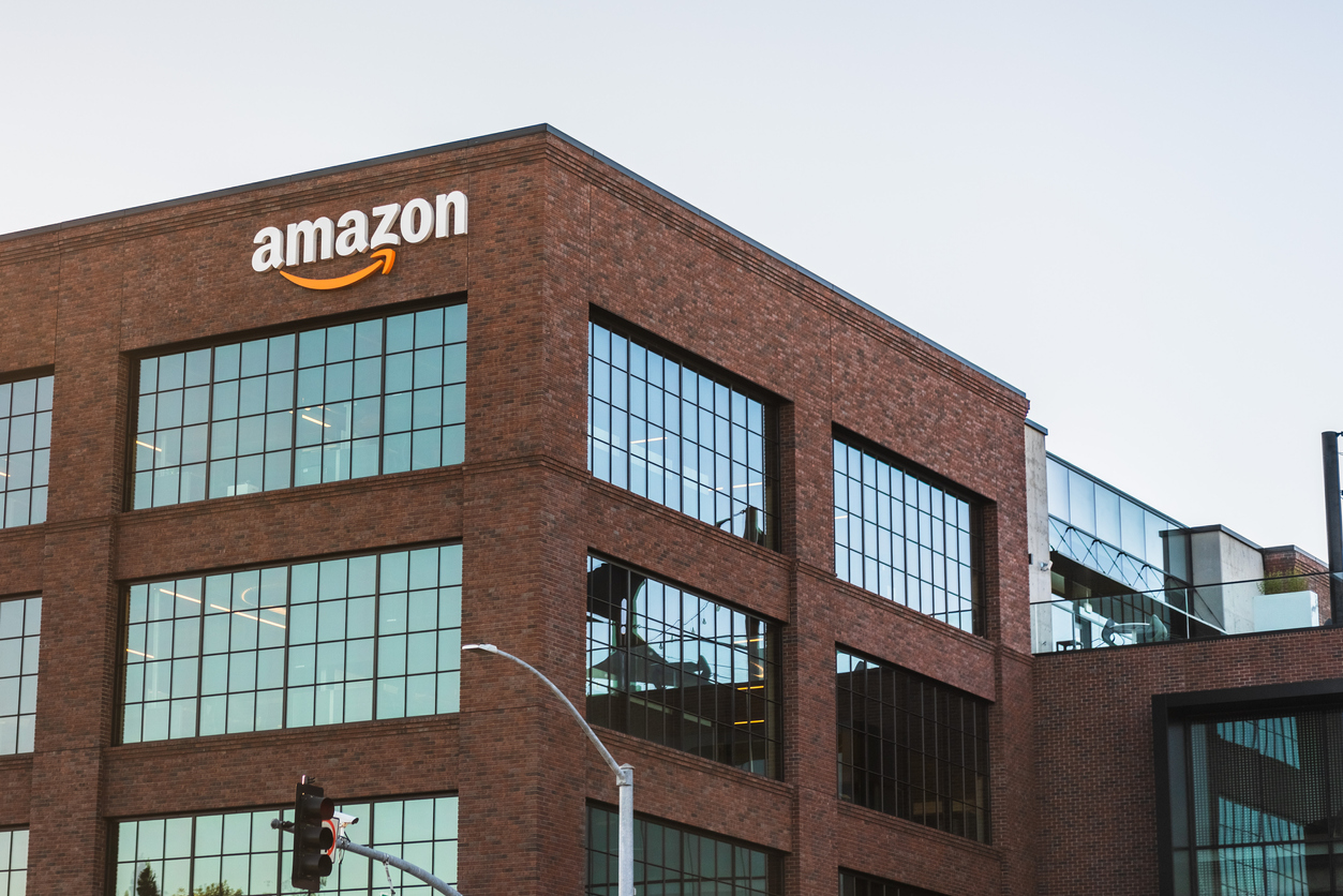 Amazon отложил возвращение сотрудников в офисы до января