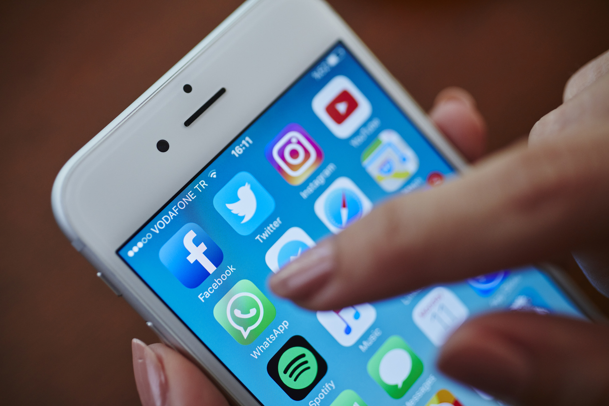 WhatsApp, Facebook и Twitter оштрафовали на 36 млн рублей