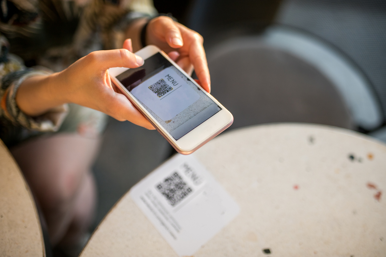 Позволяющий получить новый QR-код сервис для ревакцинированных заработает через неделю