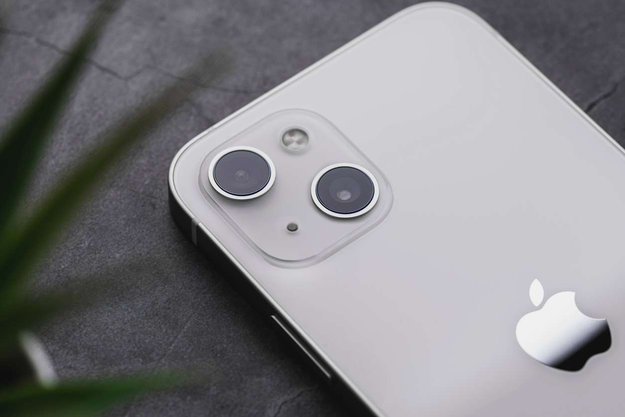 Поставки iPhone 13 задержатся из-за новой волны COVID-19 во Вьетнаме