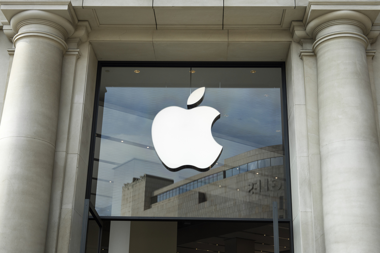 Apple отключила в России функцию Частный узел, которая позволяет обходить блокировки и скрывать историю просмотров