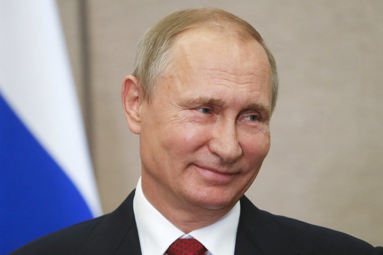 Путин допустил использование криптовалют в качестве расчетного средства          