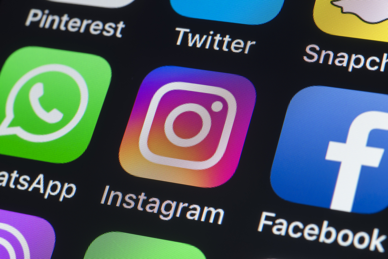 Instagram разрешит пользователям делать совместные посты и публиковать их с компьютеров