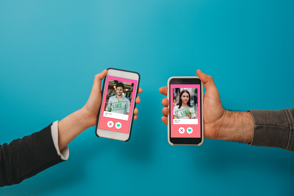 Tinder добавил функцию поиска партнера для похода на свадьбу
