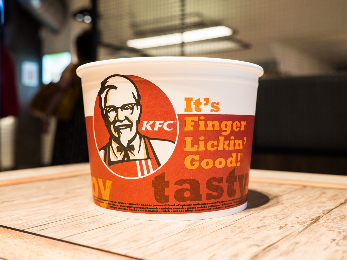 KFC запустила собственную службу доставки в Москве и Санкт-Петербурге          