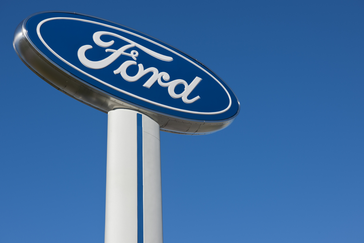 Ford начала продавать электродвигатели, которые позволяют сделать из обычной машины электрическую