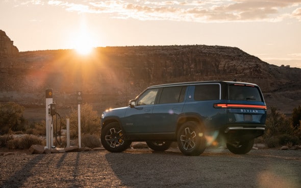 Илон Маск прокомментировал IPO Rivian и предупредил конкурента о будущих сложностях