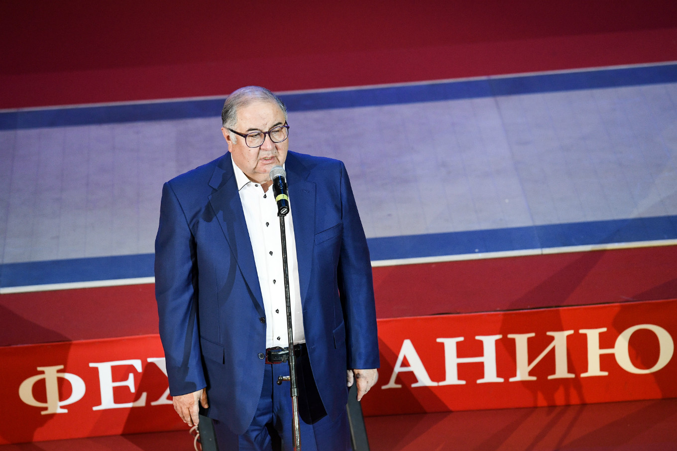 Холдинг USM Алишера Усманова продал свою долю в VK Согазу
